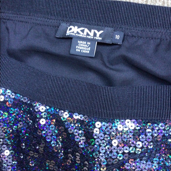 DKNY sequin mini skirt - Picture 3 of 3